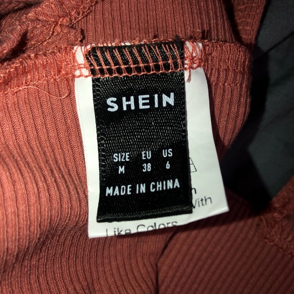 Criss cross back crop top - Picture 3 of 5